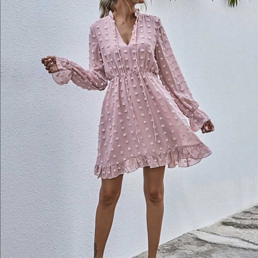 Boho Swiss dot tie neck ruffle hem dress - Picture 4 of 5